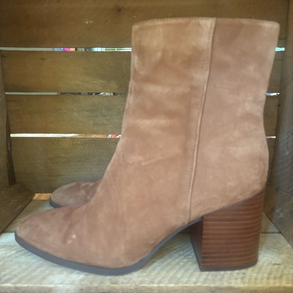 Vionic Suede Mid-Calf Boots -Harper Brown Women’s size 11 - Picture 4 of 11